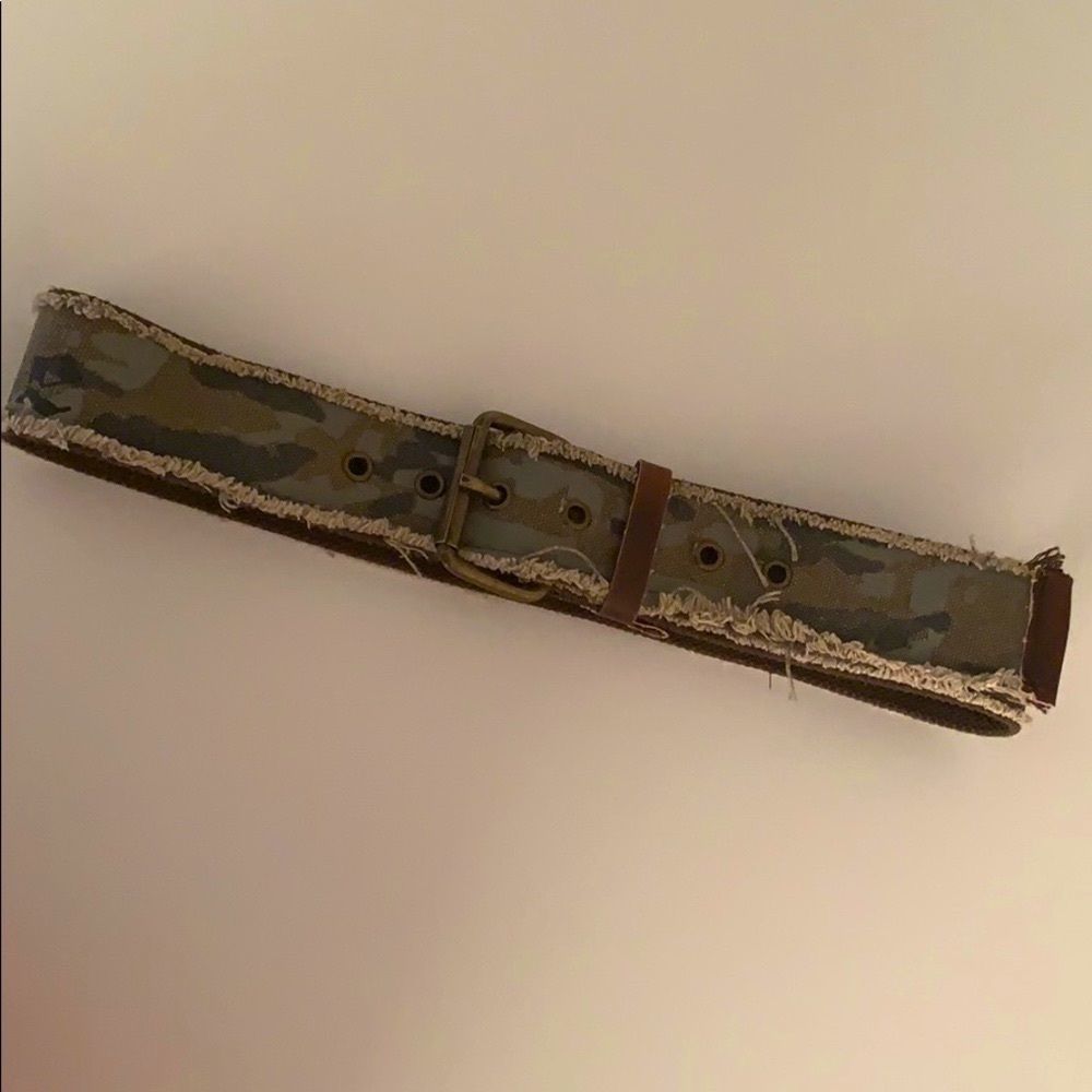 Green gray camouflage belt distressed SZ Small
